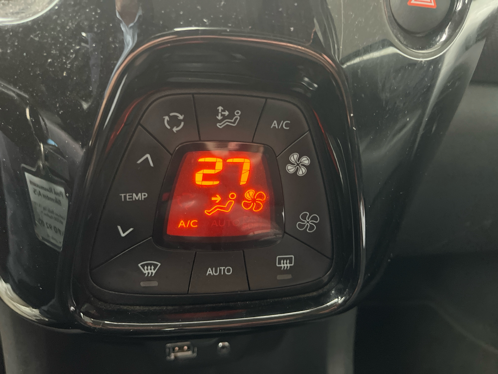 Billede af Citroën C1 1,0 VTi Sportline 72HK 5d