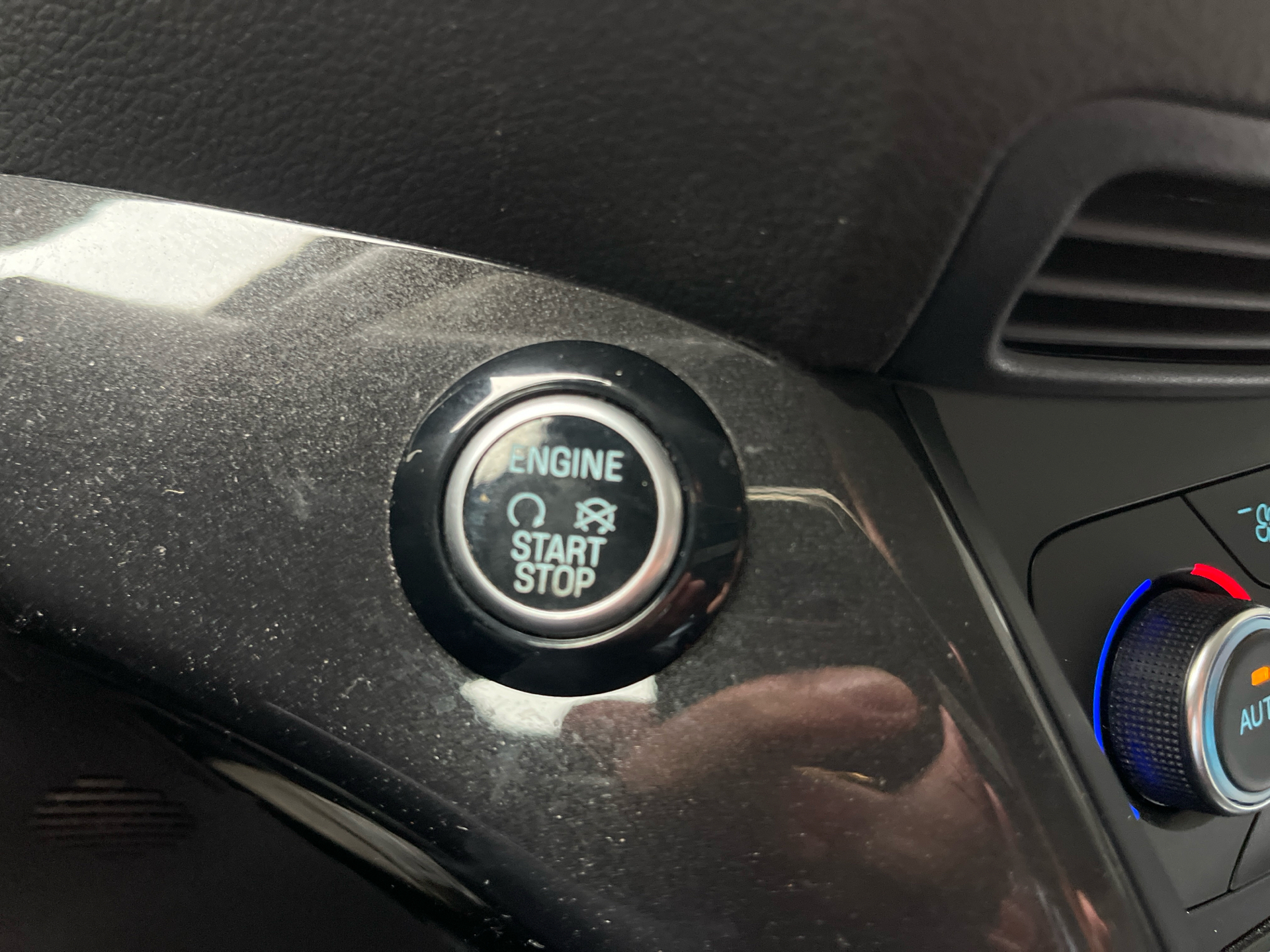 Billede af Ford Kuga 1,5 EcoBoost Titanium Attack 150HK 5d 6g