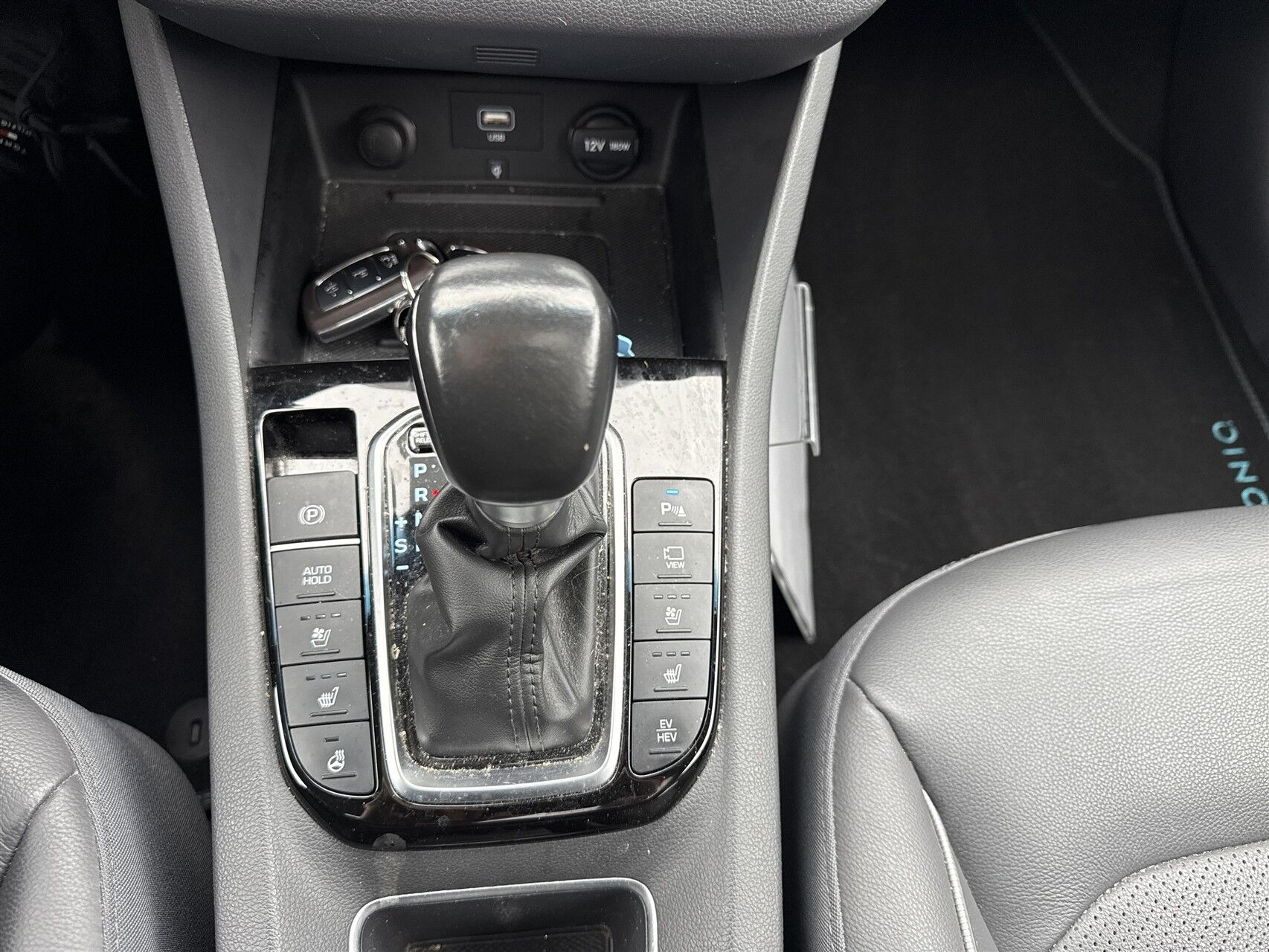 Billede af Hyundai Ioniq 1,6 GDI  Plugin-hybrid Premium plug-in 141HK 5d 6g Aut.