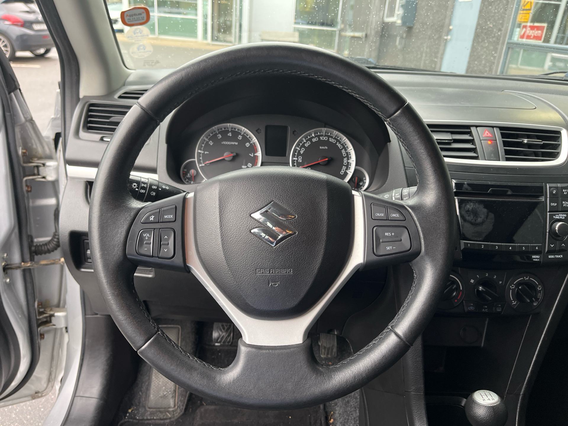 Billede af Suzuki Swift 1,2 16V Cruise 90HK 5d Man. 