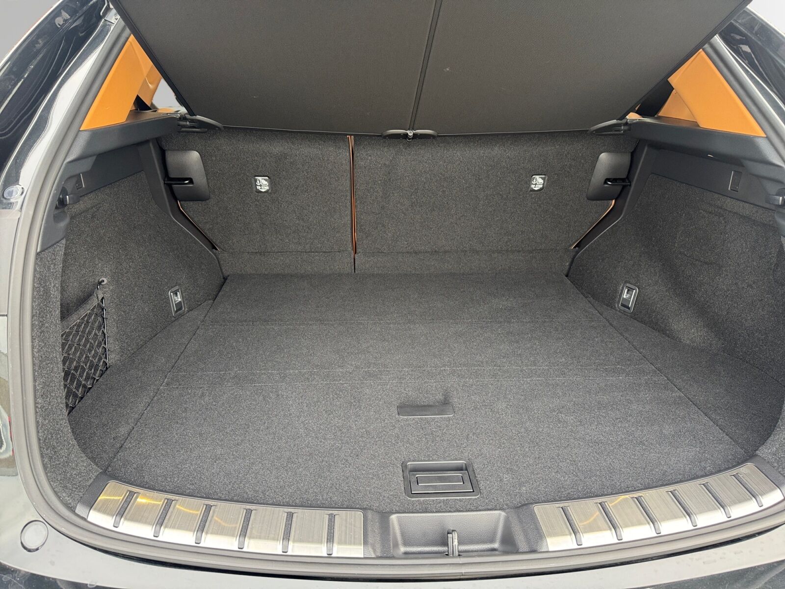 Billede af Lexus NX 450h+ 2,5 Plugin-hybrid Business Plus 4WD 309HK 5d Trinl. Gear