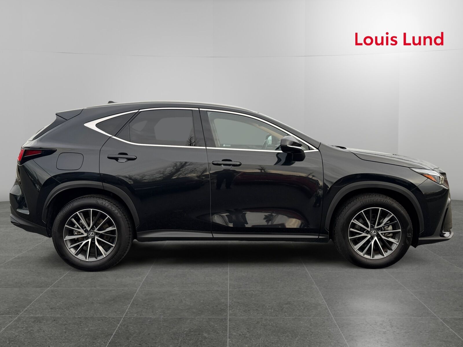Billede af Lexus NX 450h+ 2,5 Plugin-hybrid Business Plus 4WD 309HK 5d Trinl. Gear