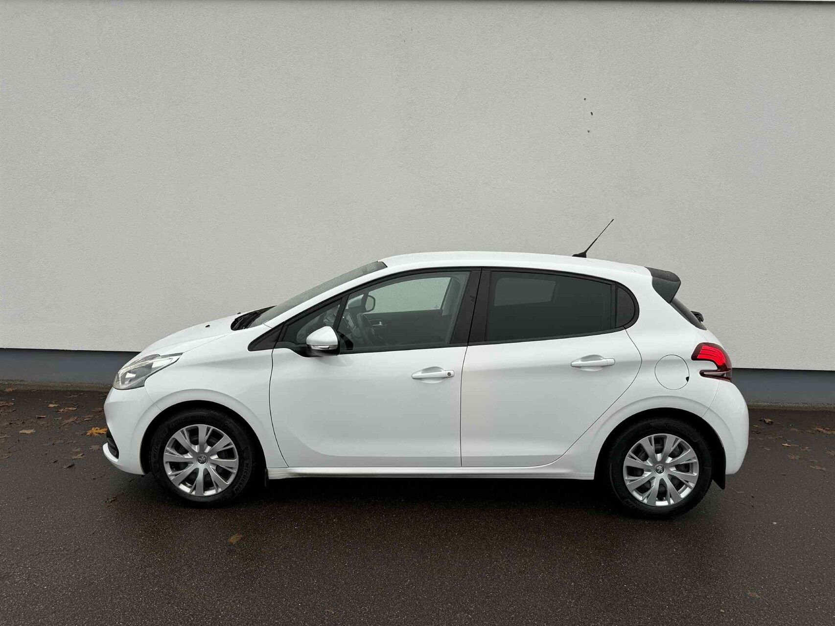 Billede af Peugeot 208 1,2 PureTech Envy 82HK 5d
