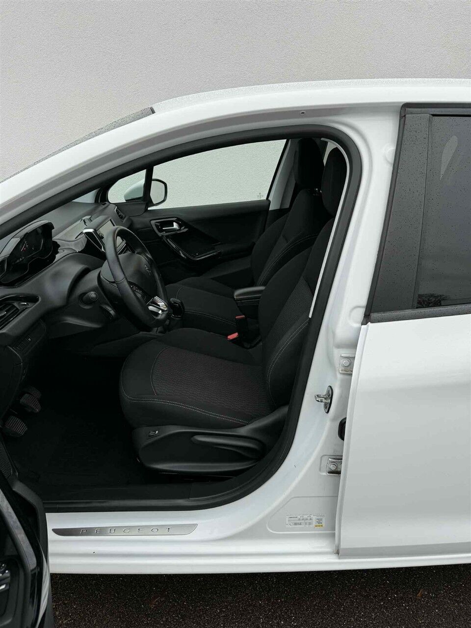 Billede af Peugeot 208 1,2 PureTech Envy 82HK 5d