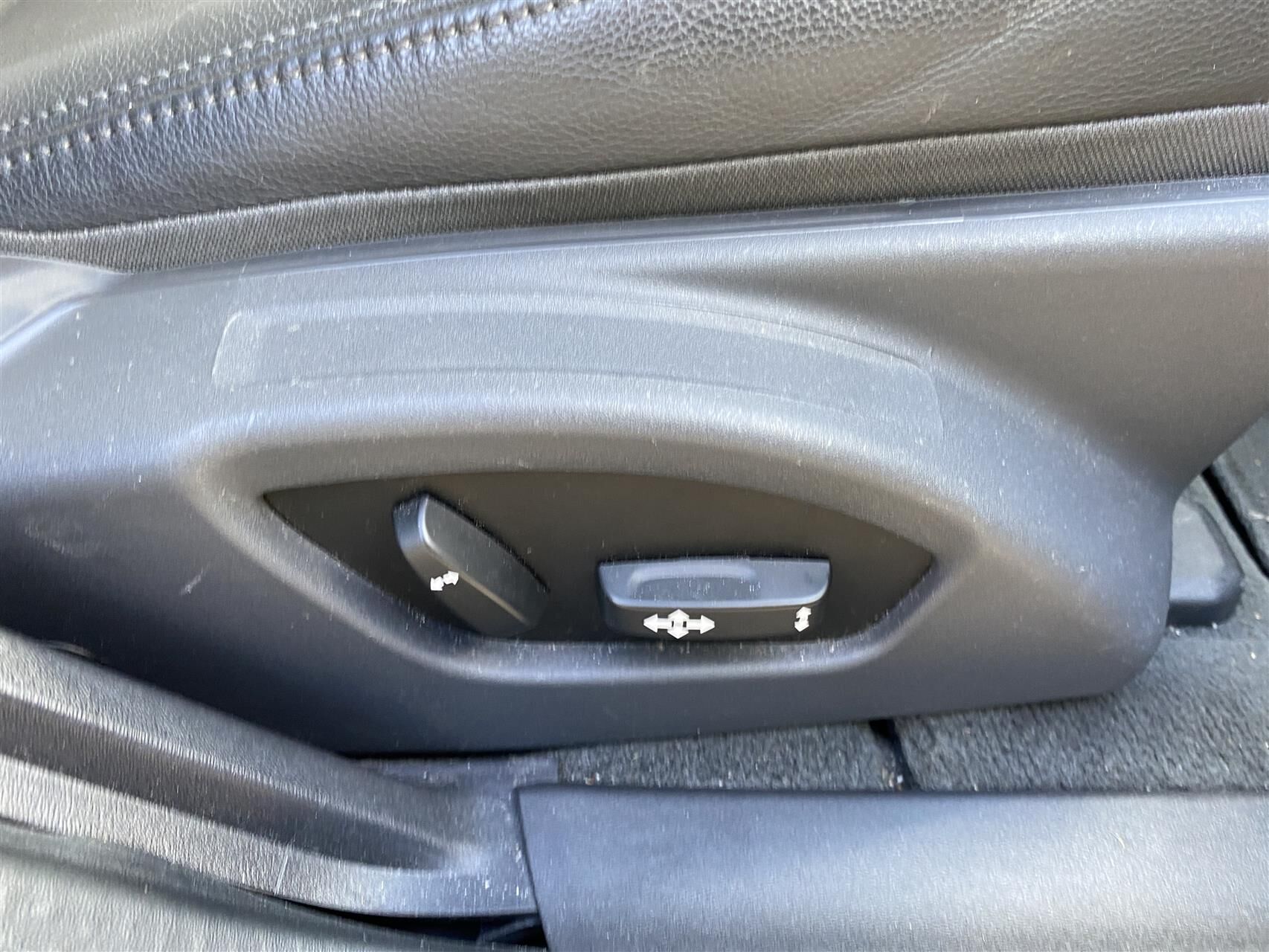 Billede af Volvo V60 Cross Country 2,0 T5 Plus 245HK Stc 8g Aut.