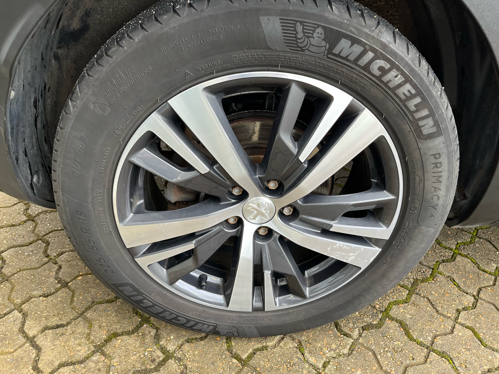 Billede af Peugeot 3008 1,6 PureTech  Plugin-hybrid First Selection EAT8 225HK 5d 8g Aut.