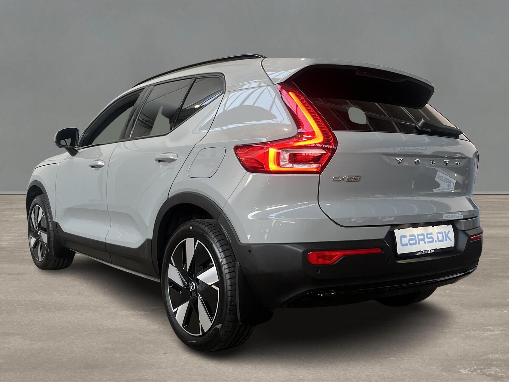 Billede af Volvo EX40 Single Motor Extended Range Plus 252HK 5d Aut.