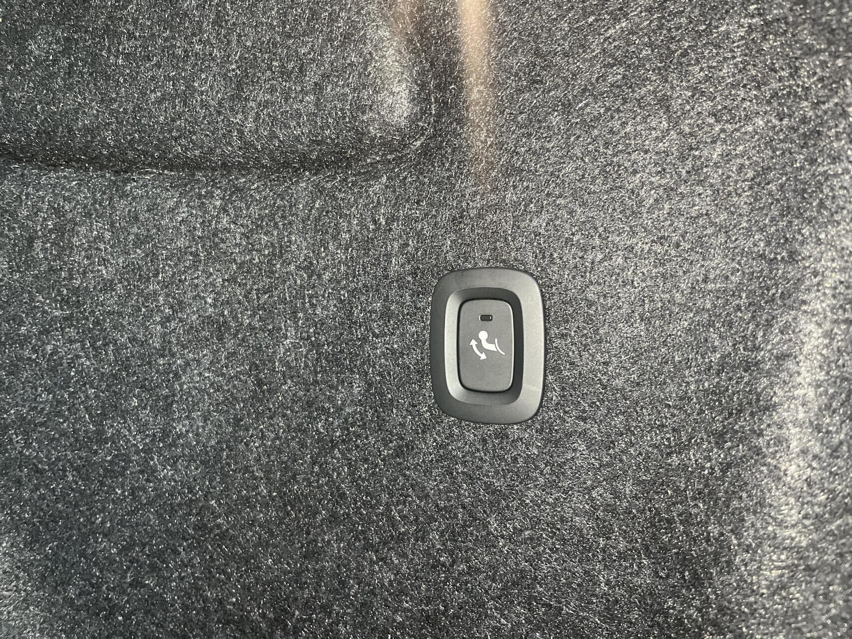 Billede af Volvo EX40 Single Motor Extended Range Plus 252HK 5d Aut.