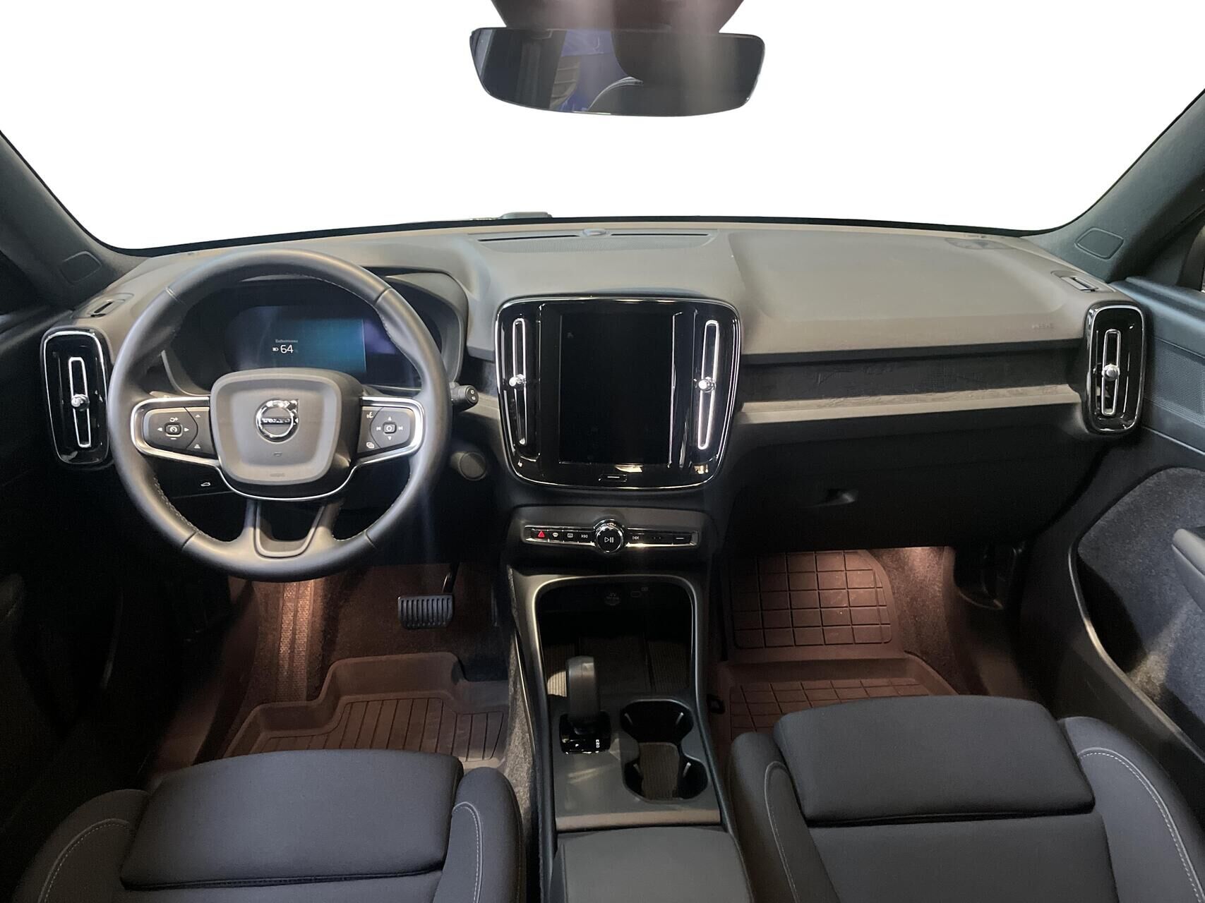 Billede af Volvo EX40 Single Motor Extended Range Plus 252HK 5d Aut.