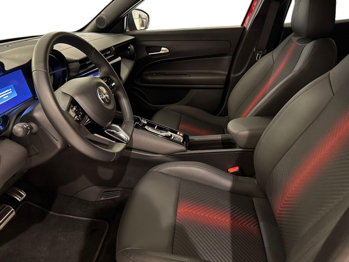 Billede af Alfa Romeo Junior EL Speciale 156HK 5d Aut.