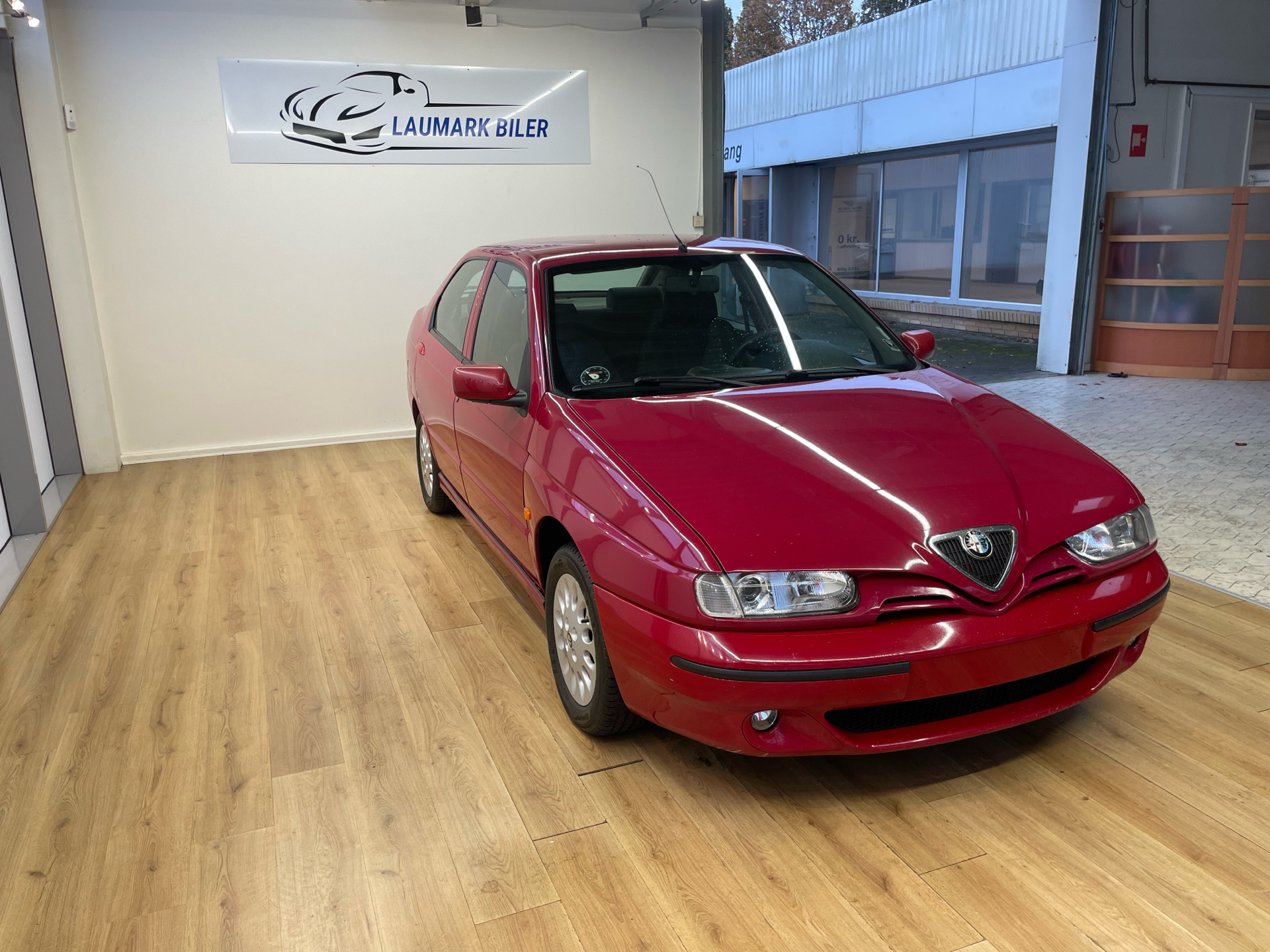 Billede af Alfa Romeo 146 1,6 T.Spark 16V L 120HK 5d