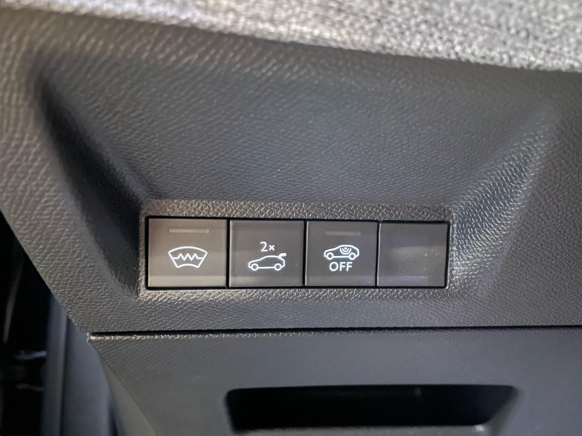 Billede af Peugeot e-3008 EL GT Pack 210HK 5d Aut.