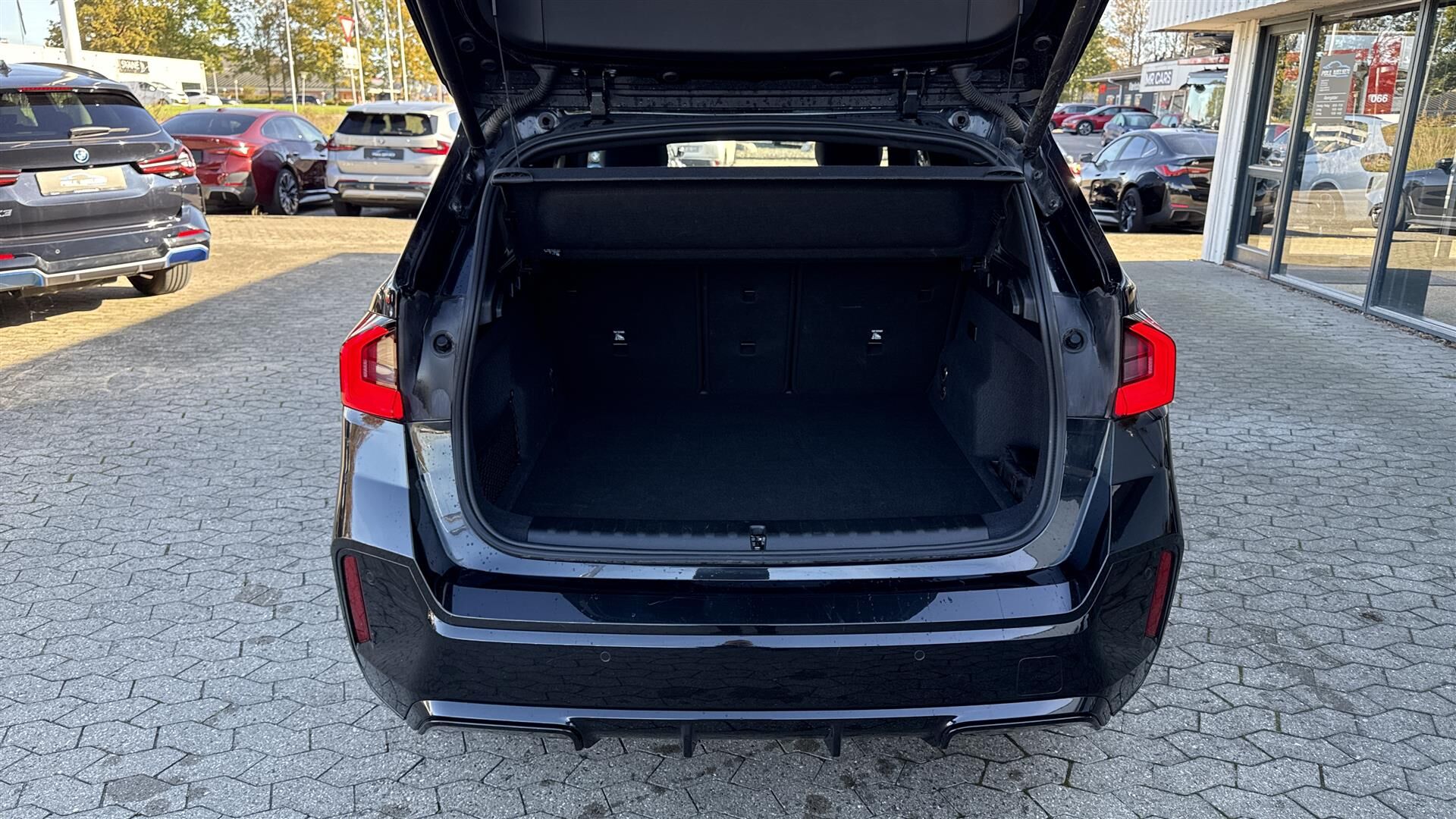 Billede af BMW iX1 xDrive30 Fully Charged M Sport 313HK 5d Aut. 