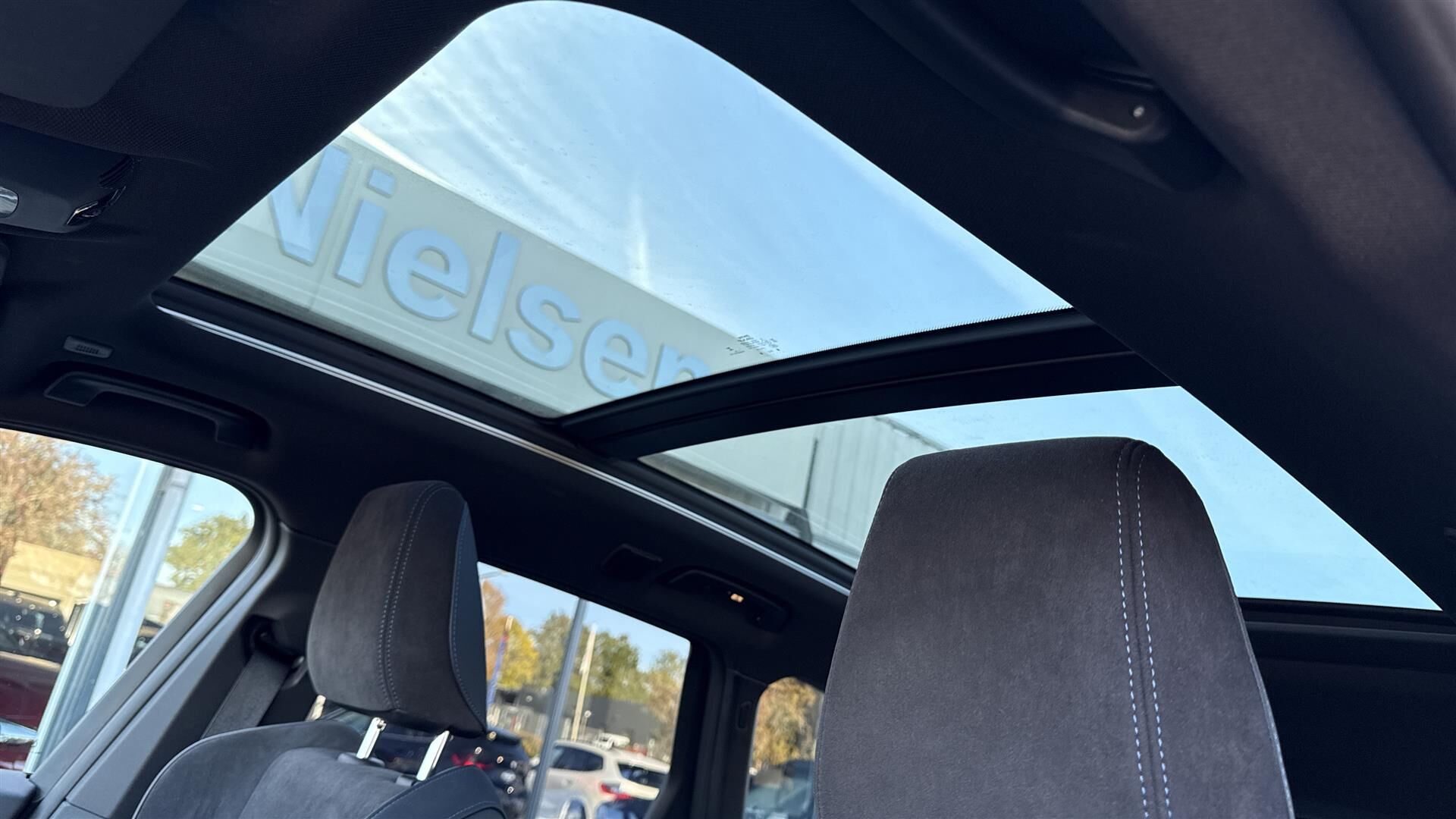 Billede af BMW iX1 xDrive30 Fully Charged M Sport 313HK 5d Aut. 