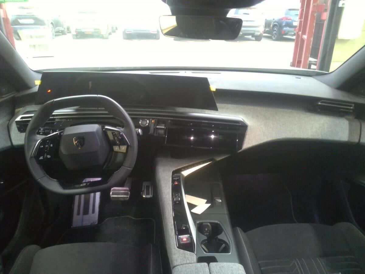 Billede af Peugeot e-3008 EL GT Pack 210HK 5d Aut.