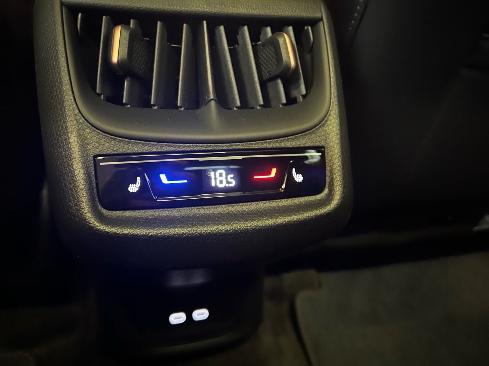 Billede af Cupra Tavascan EL VZ Adrenaline 4X4 340HK 5d Aut.