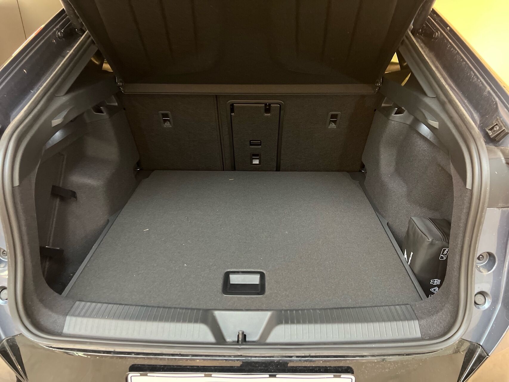 Billede af Cupra Tavascan EL VZ Adrenaline 4X4 340HK 5d Aut.