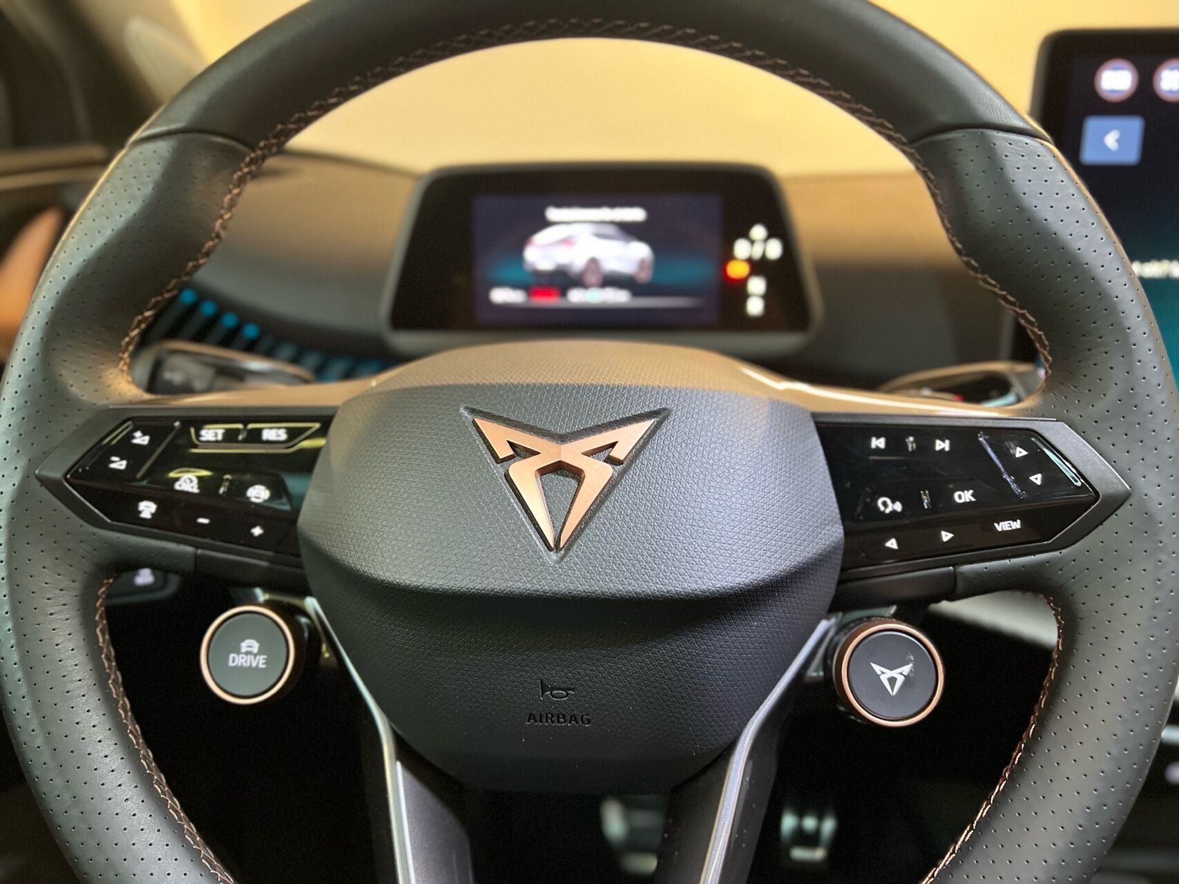 Billede af Cupra Tavascan EL VZ Adrenaline 4X4 340HK 5d Aut.