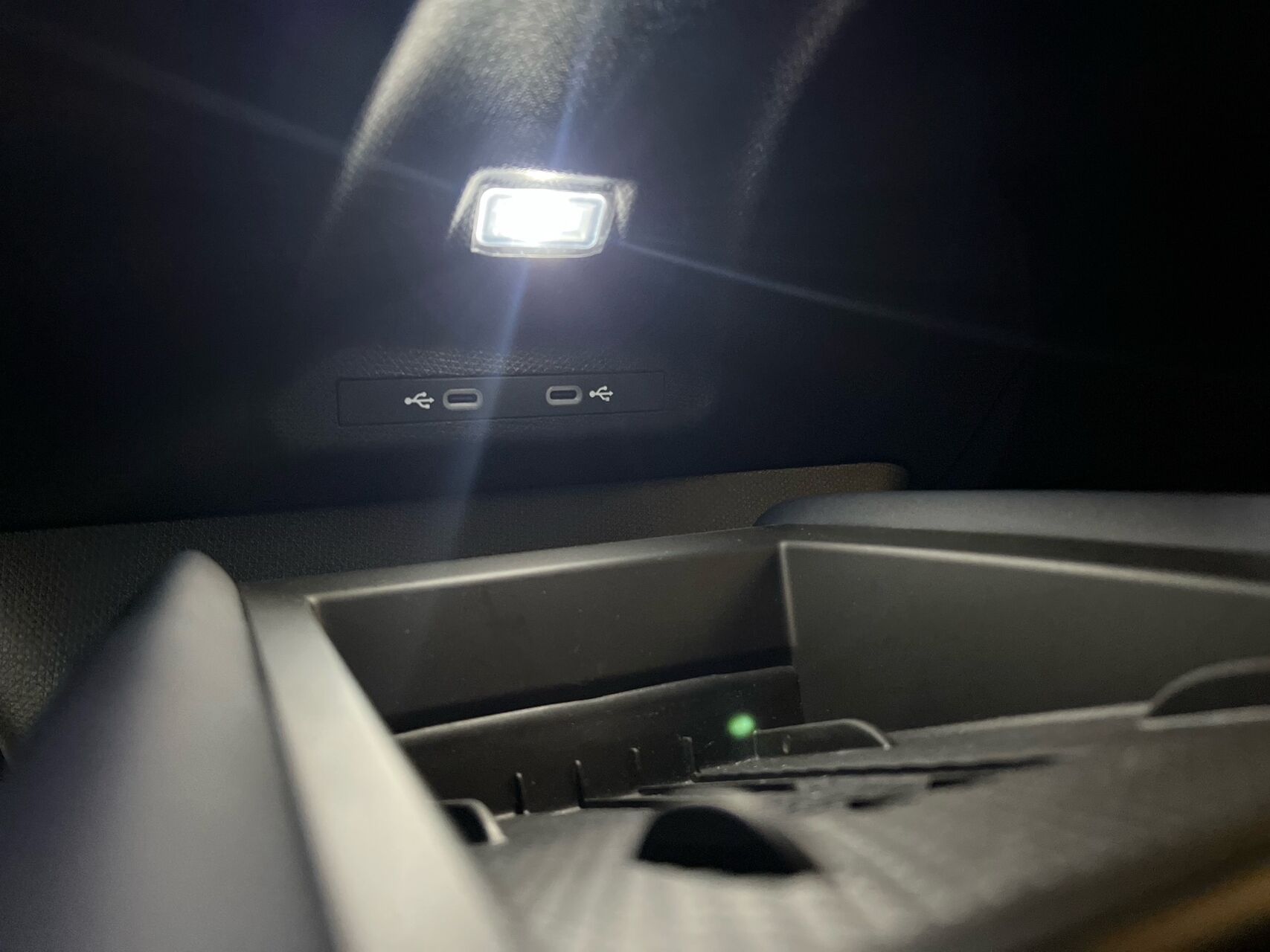 Billede af Cupra Tavascan EL VZ Adrenaline 4X4 340HK 5d Aut.