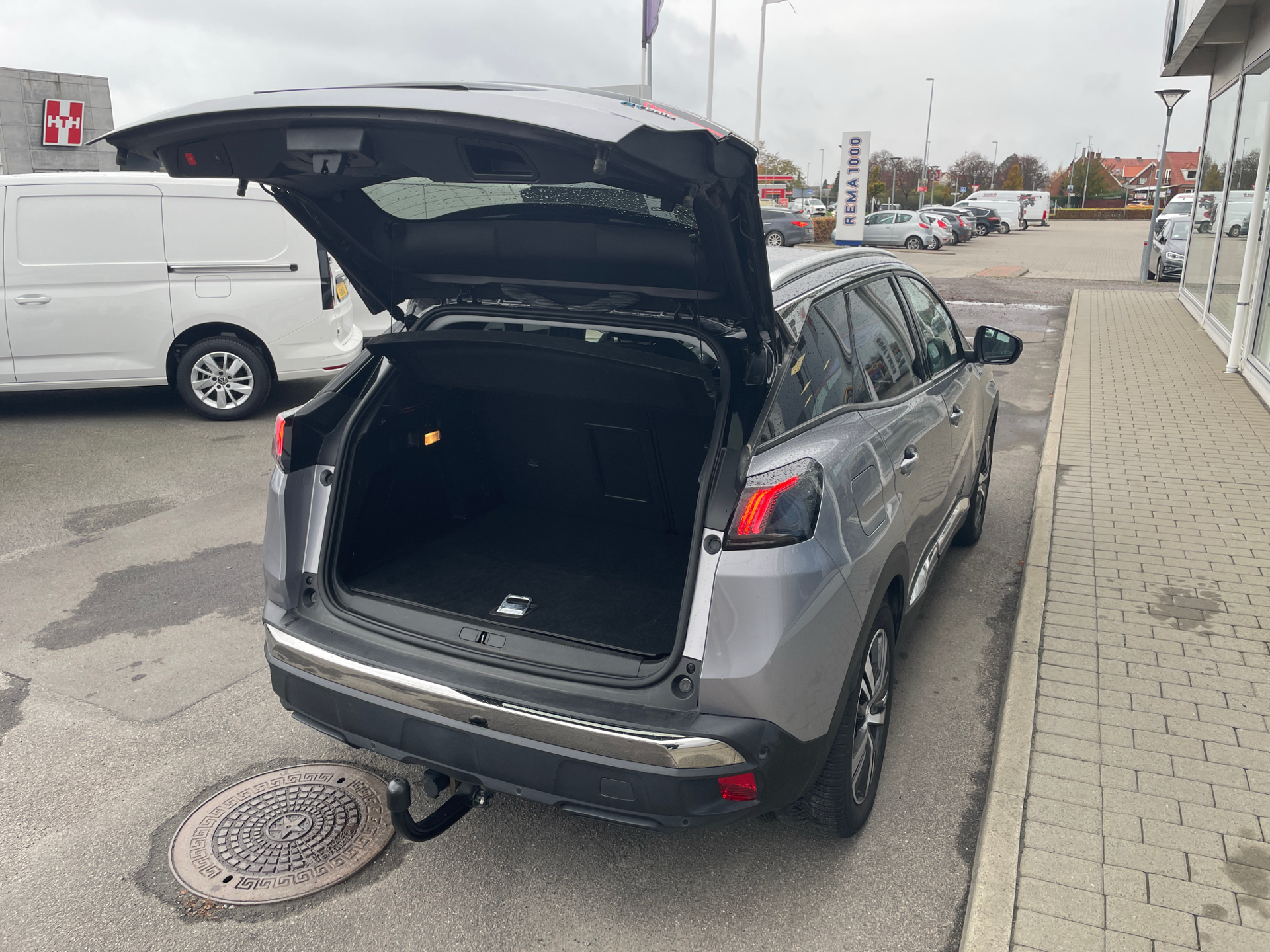 Billede af Peugeot 3008 1,6 PureTech  Plugin-hybrid Allure Pack LTD EAT8 225HK 5d 8g Aut.