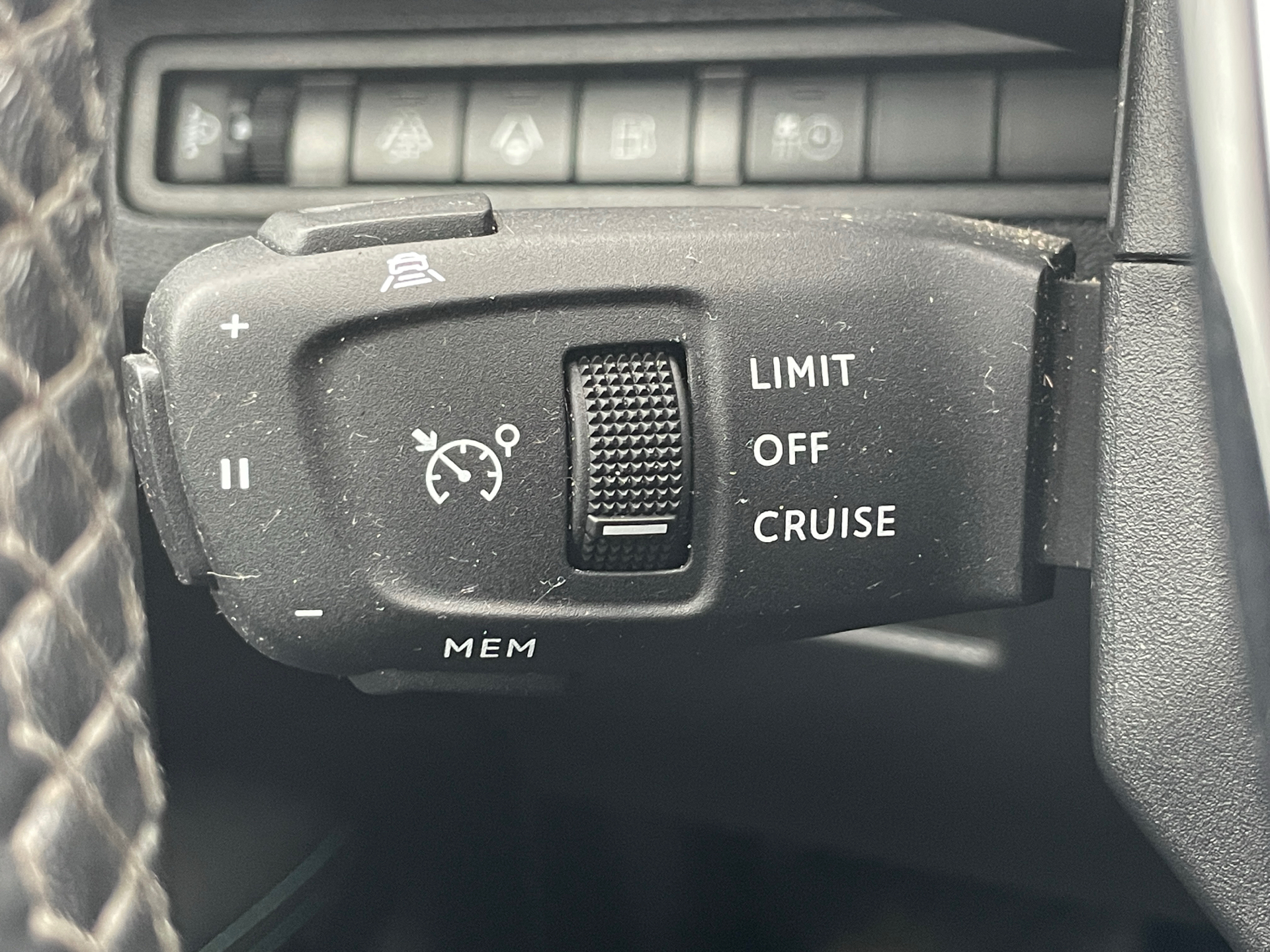 Billede af Peugeot 3008 1,6 PureTech  Plugin-hybrid Allure Pack LTD EAT8 225HK 5d 8g Aut.