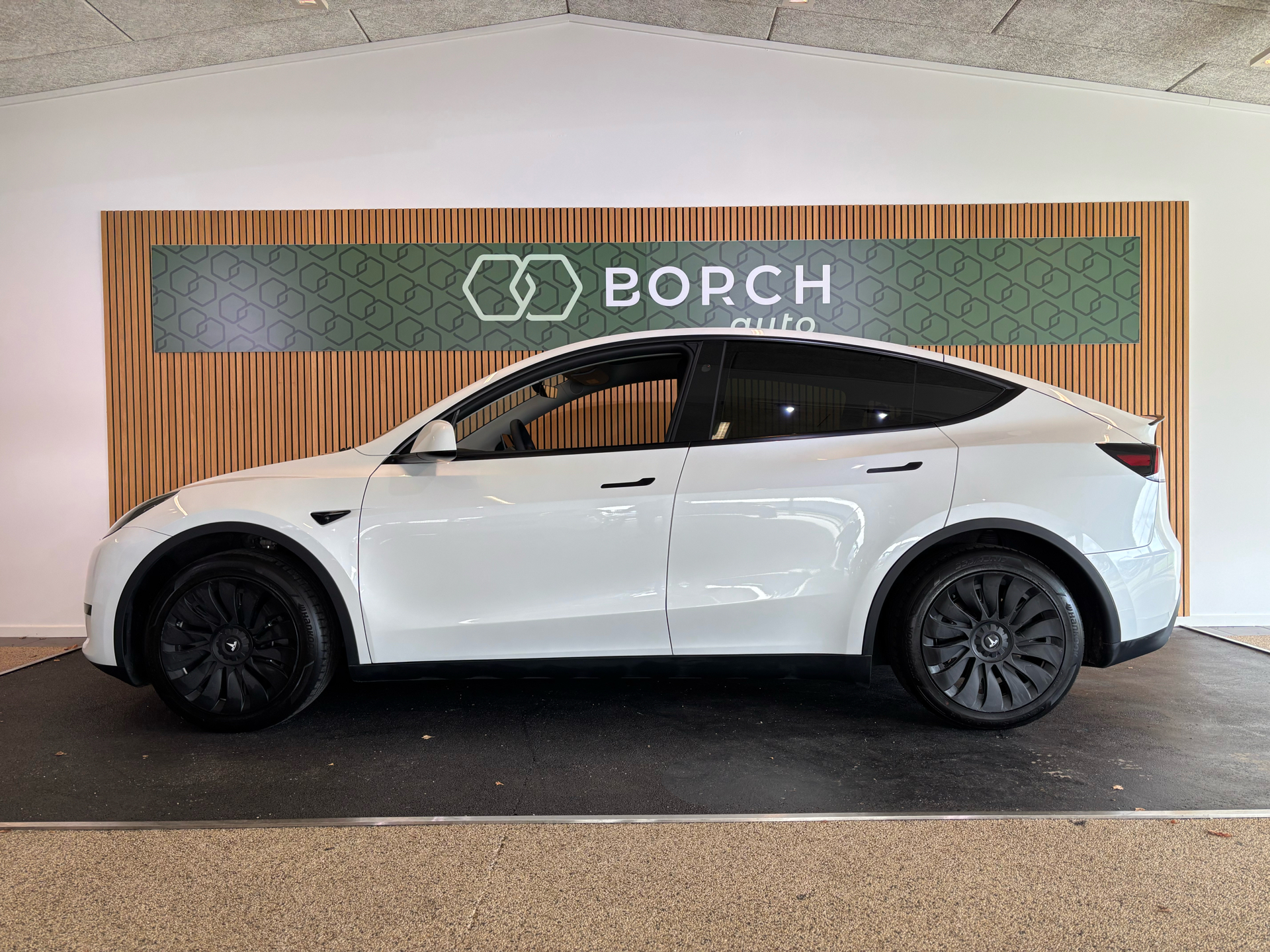 Billede af Tesla Model Y EL RWD 299HK 5d Aut.