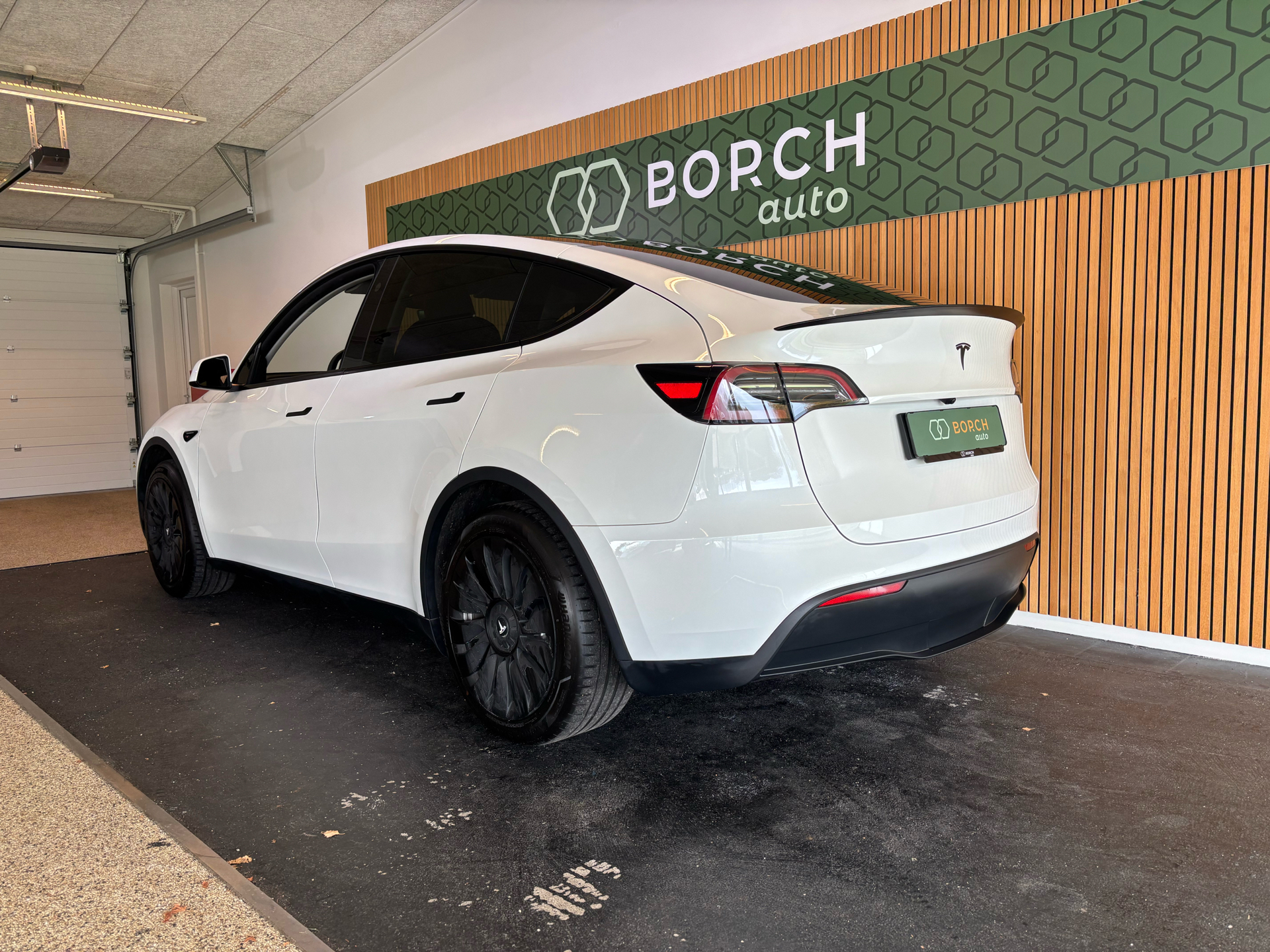 Billede af Tesla Model Y EL RWD 299HK 5d Aut.