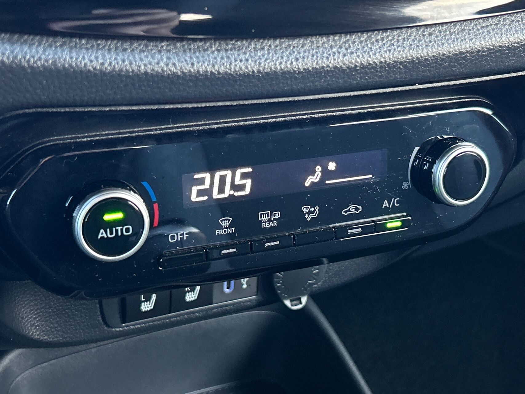 Billede af Toyota Aygo X 1,0 VVT-I Active 72HK 5d