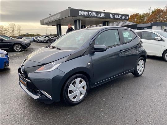 Toyota Aygo 1,0 VVT-I X-Play + X-Touch 69HK 5d