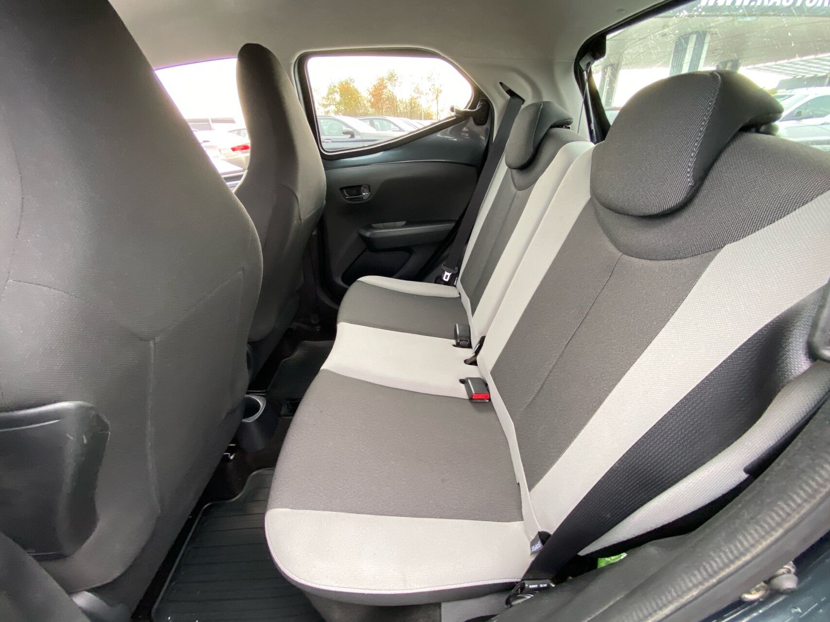 Billede af Toyota Aygo 1,0 VVT-I X-Play + X-Touch 69HK 5d