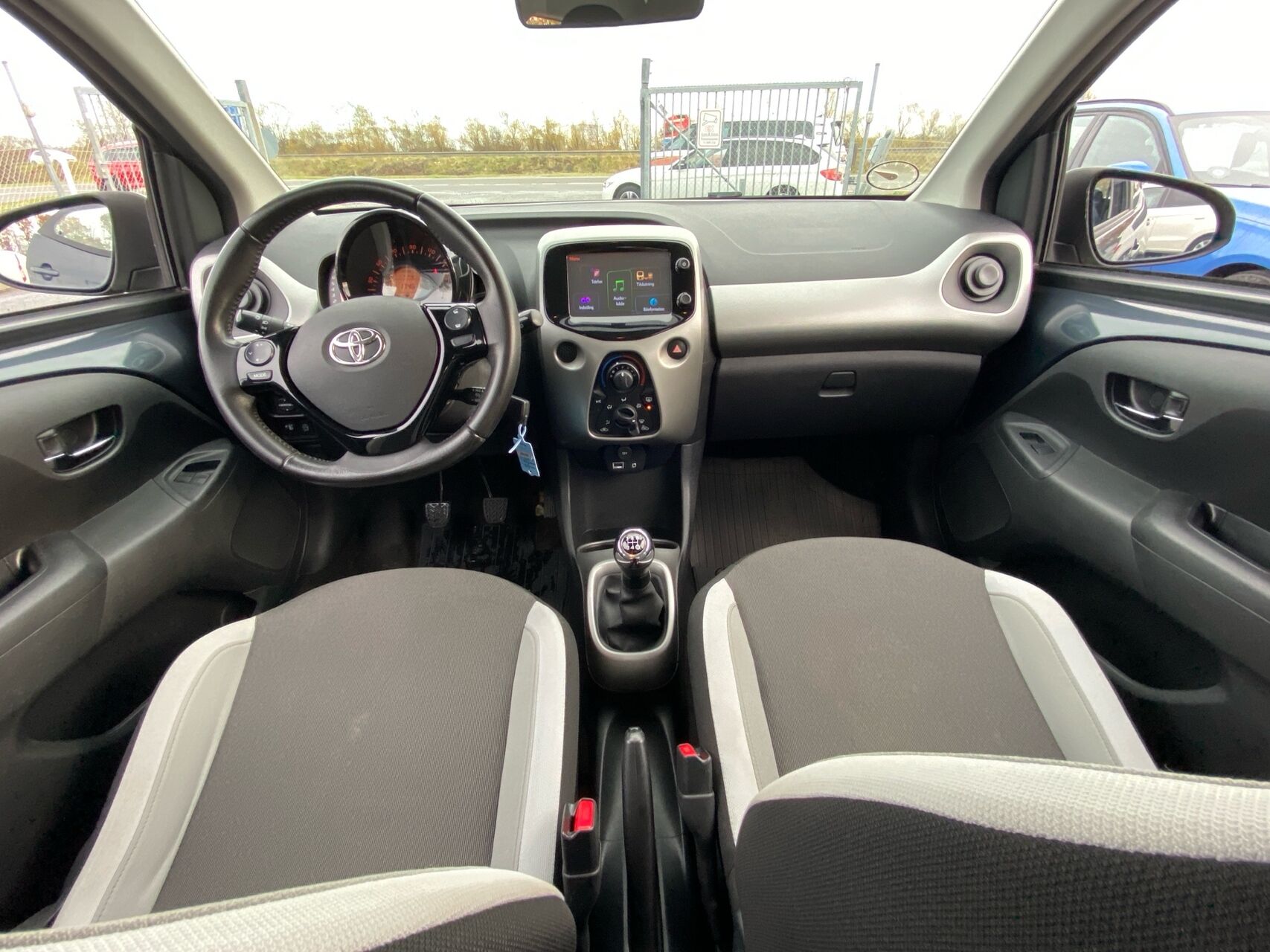 Billede af Toyota Aygo 1,0 VVT-I X-Play + X-Touch 69HK 5d
