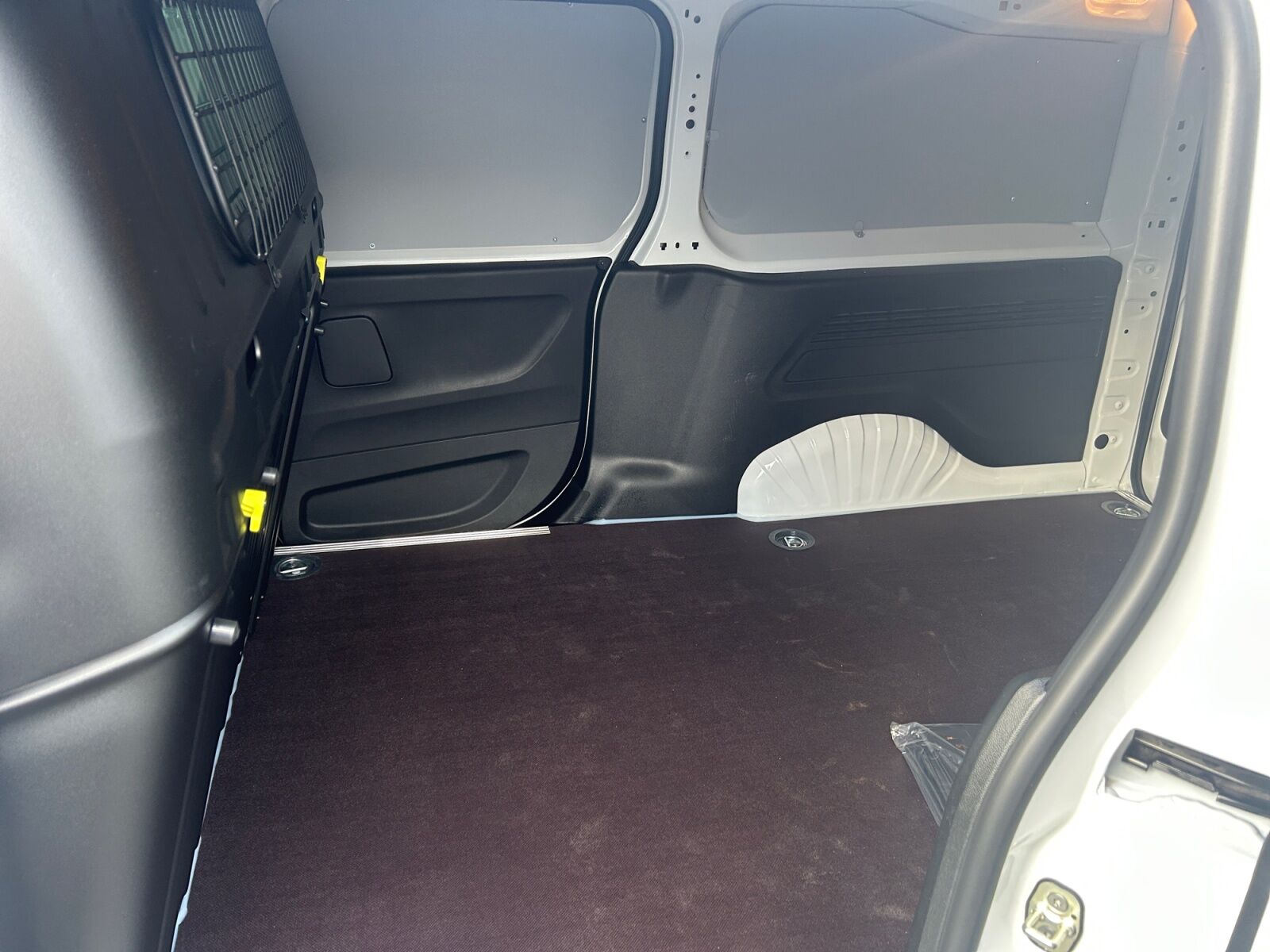 Billede af Toyota Proace City Long 1,5 D Comfort Master To Skydedøre 130HK Van 8g Aut.