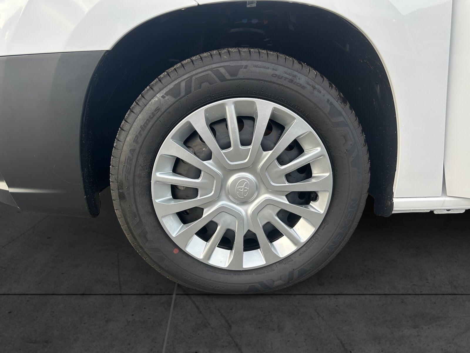 Billede af Toyota Proace City Long 1,5 D Comfort Master To Skydedøre 130HK Van 8g Aut.