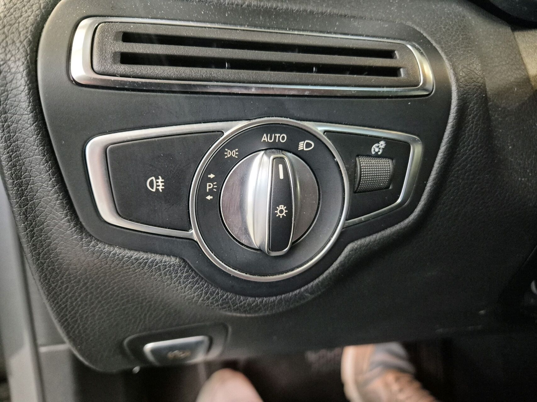 Billede af Mercedes-Benz C220 d T 2,0 CDI Progressive 9G-Tronic 194HK Stc Aut.