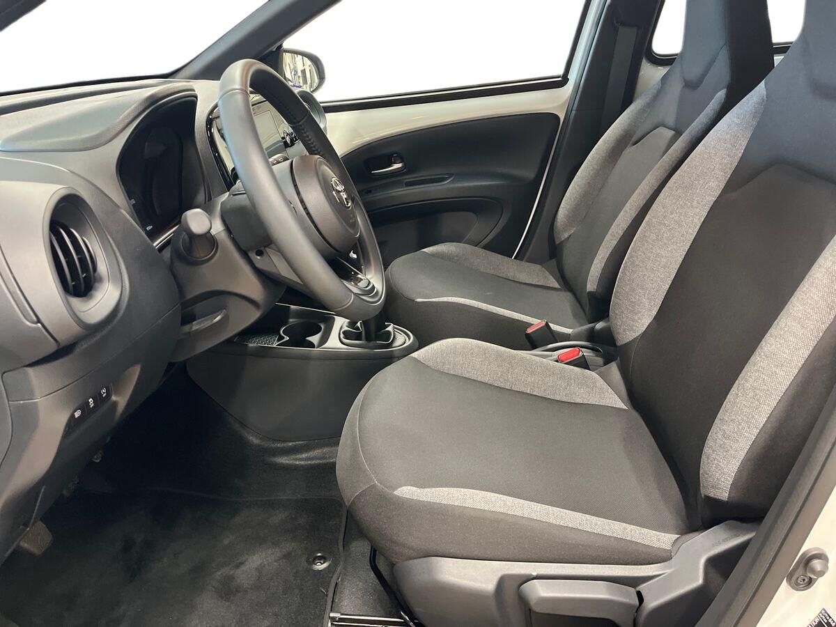 Billede af Toyota Aygo X 1,0 VVT-I Active 72HK 5d