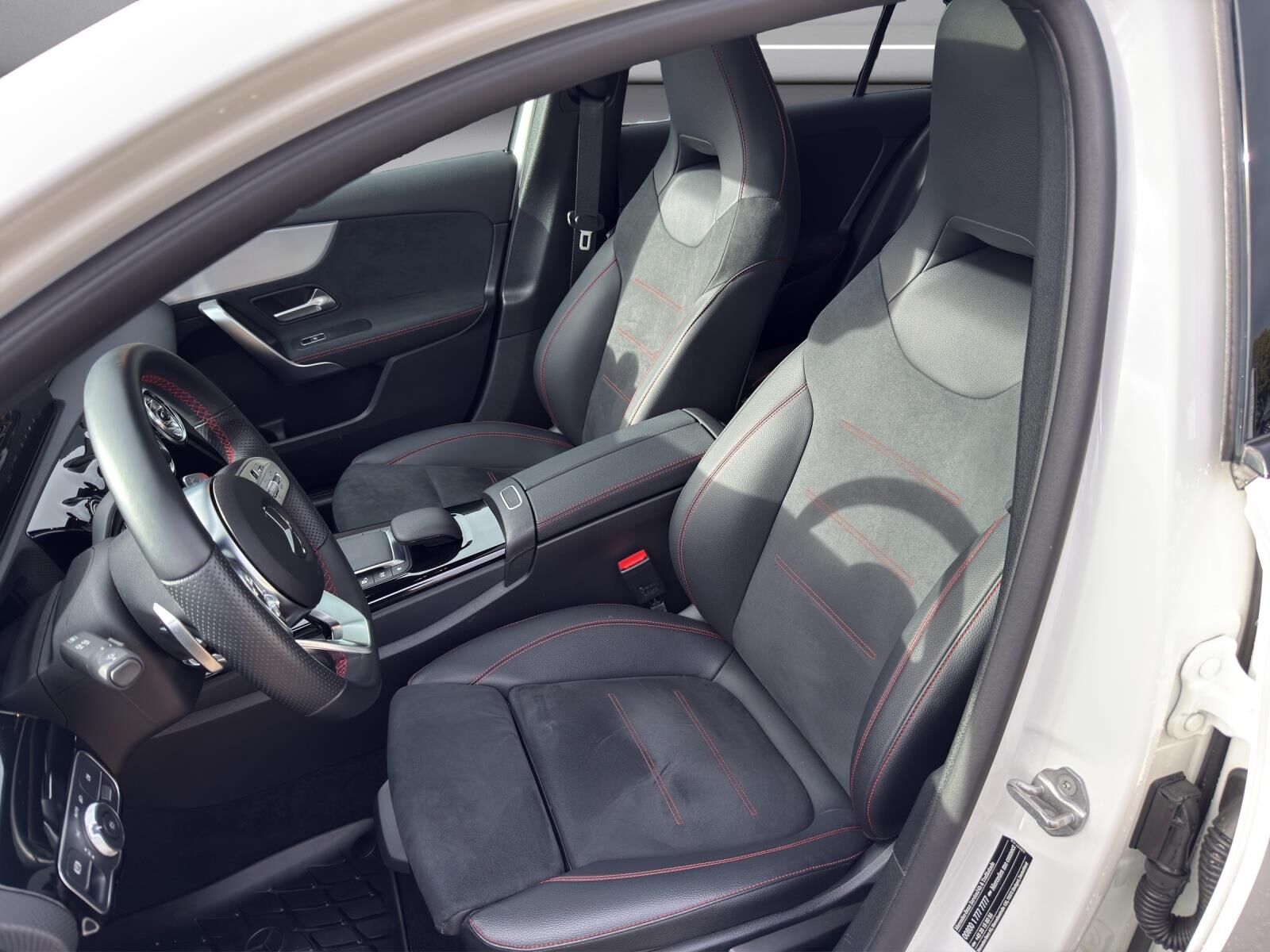 Billede af Mercedes-Benz A200 1,3 AMG Line 7G-DCT 163HK 5d 7g Aut.