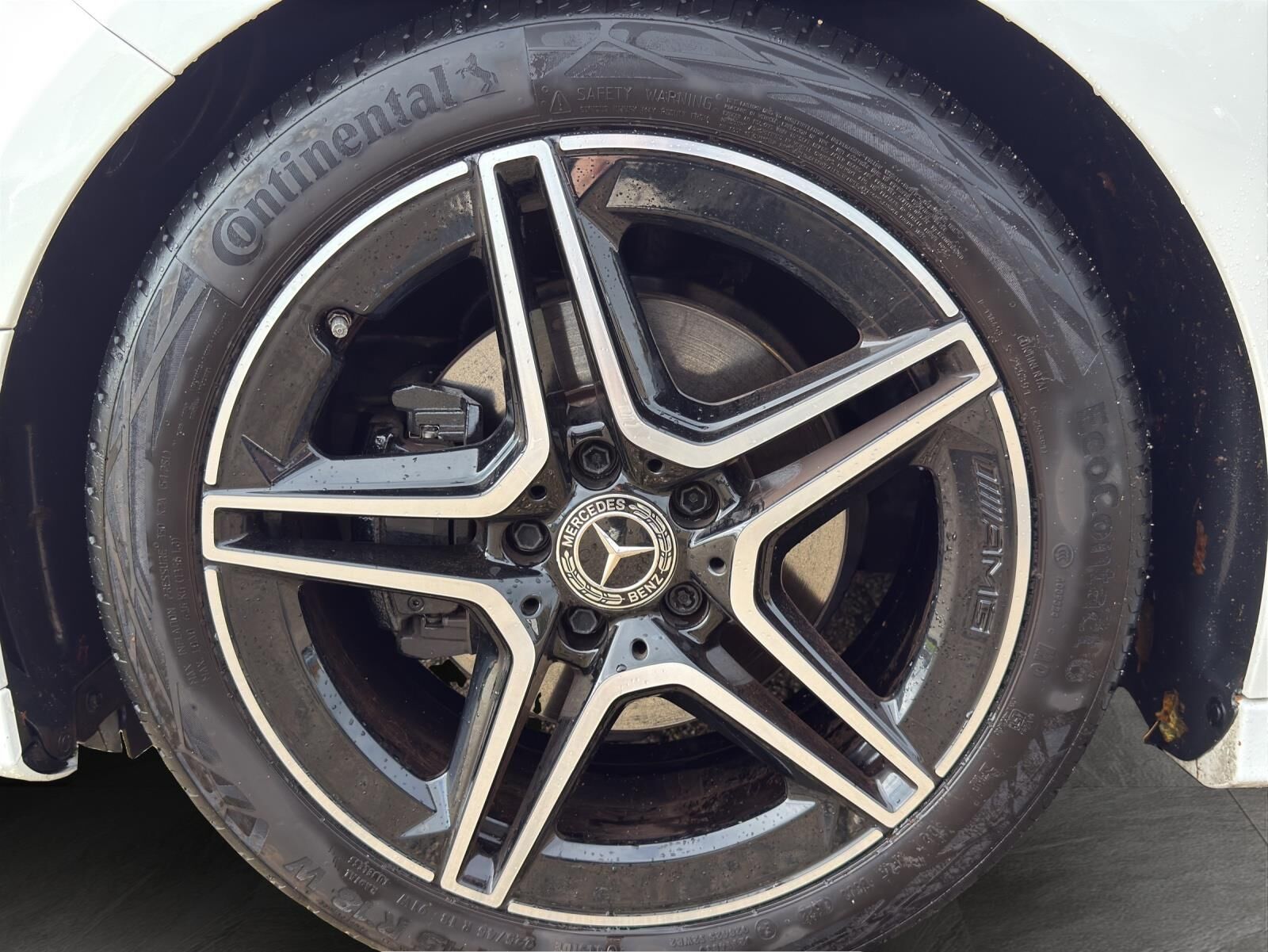 Billede af Mercedes-Benz A200 1,3 AMG Line 7G-DCT 163HK 5d 7g Aut.