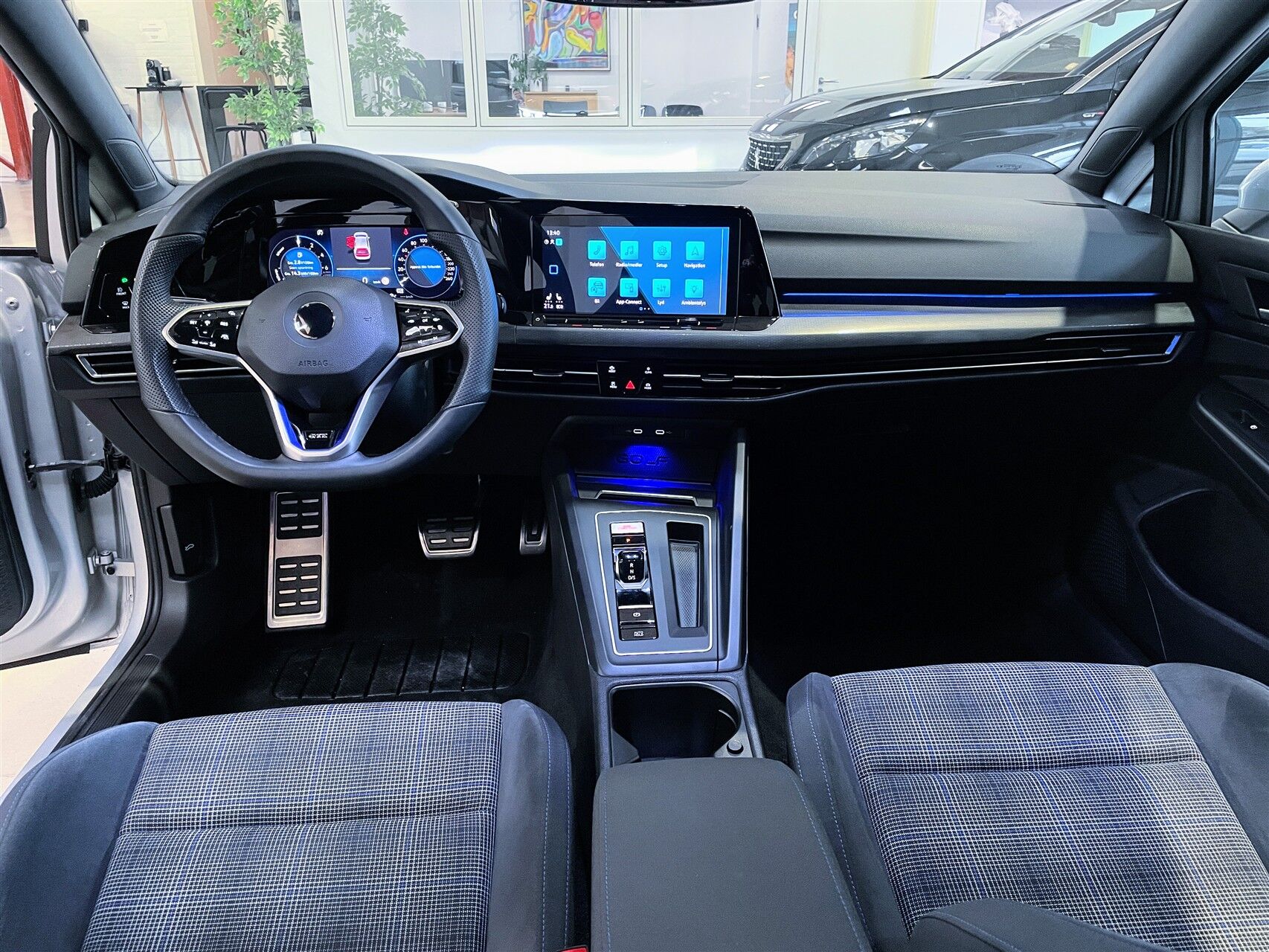 Billede af VW Golf 1,4 TSI  Plugin-hybrid GTE DSG 245HK 5d 6g Aut.