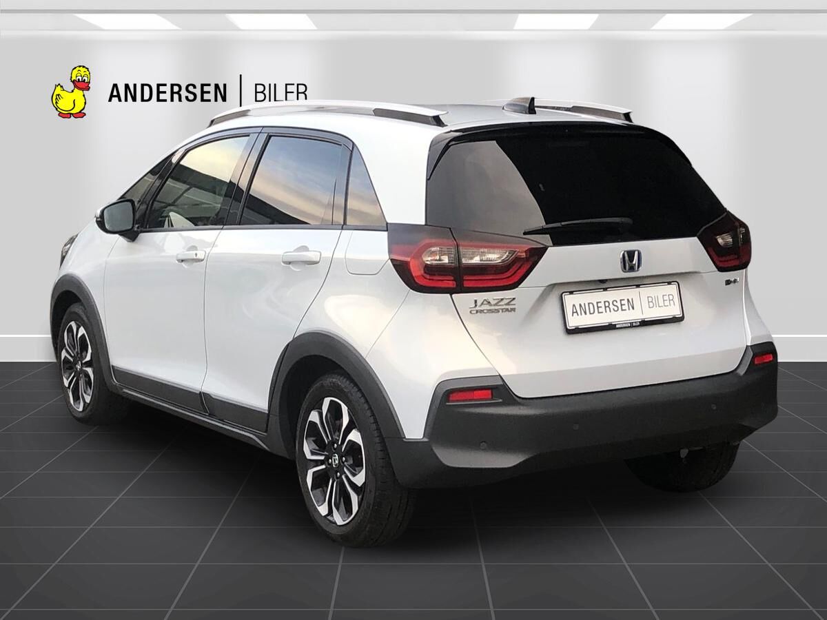 Billede af Honda Jazz 1,5 i-MMD  Hybrid Crosstar Executive E-CVT 109HK 5d 7g Aut.