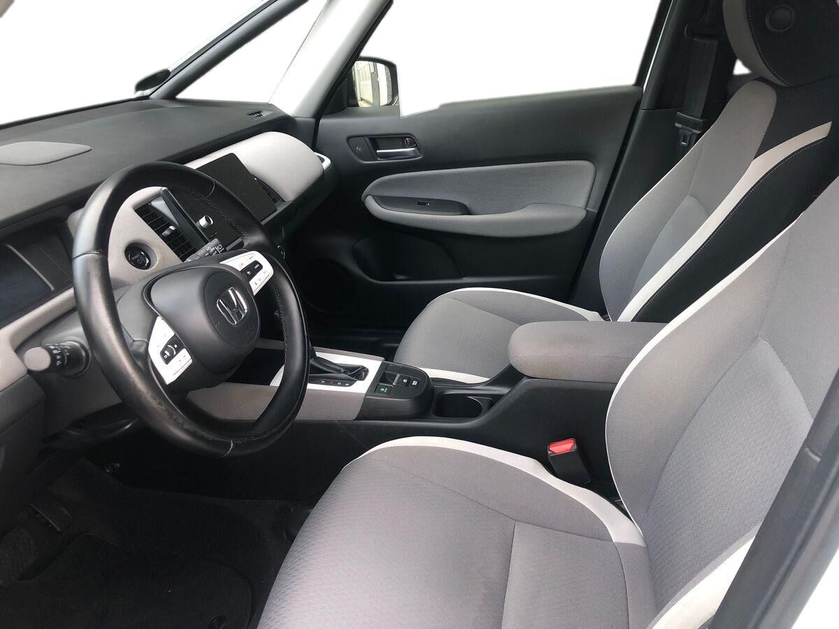 Billede af Honda Jazz 1,5 i-MMD  Hybrid Crosstar Executive E-CVT 109HK 5d 7g Aut.