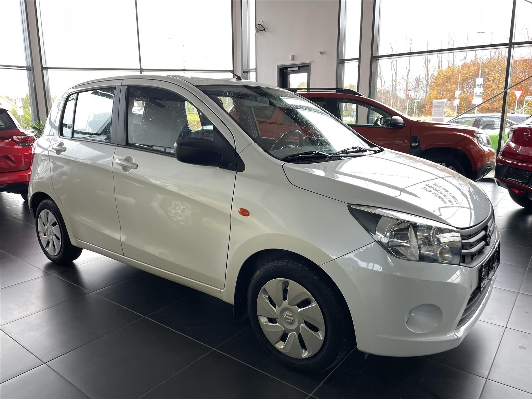 Billede af Suzuki Celerio 1,0 Dualjet 12V Club 68HK 5d