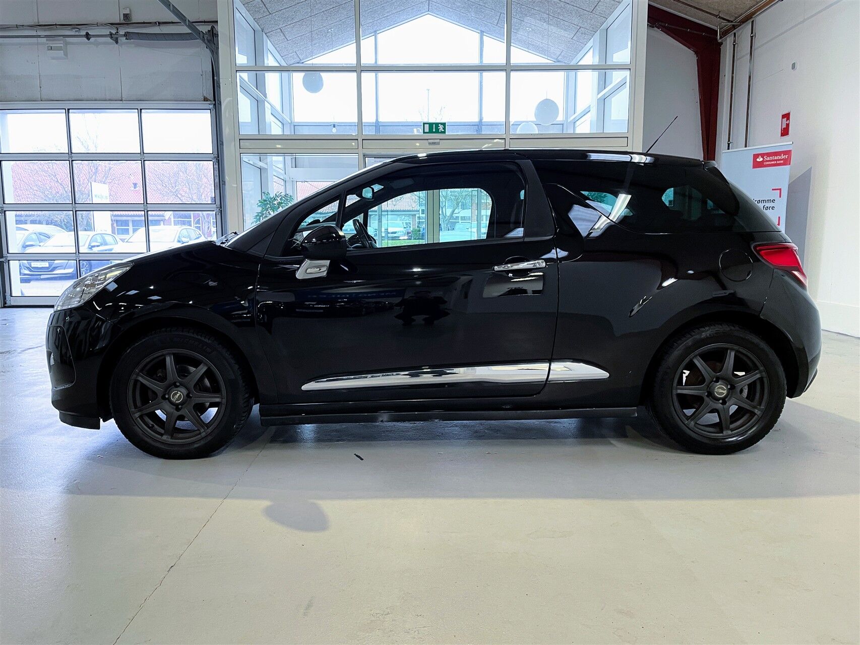 Billede af Citroën DS3 1,6 e-HDi Style 92HK 3d