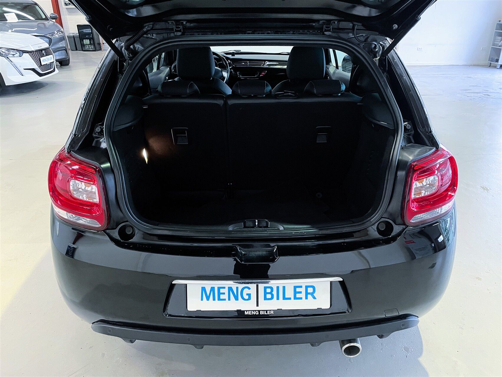 Billede af Citroën DS3 1,6 e-HDi Style 92HK 3d