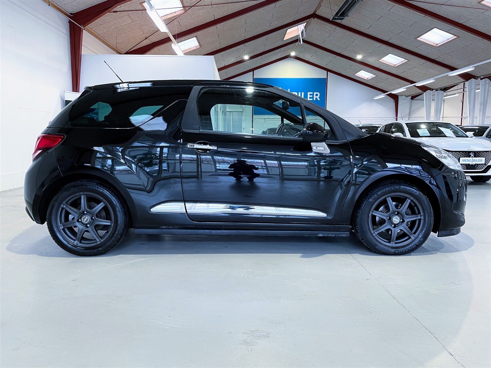 Billede af Citroën DS3 1,6 e-HDi Style 92HK 3d