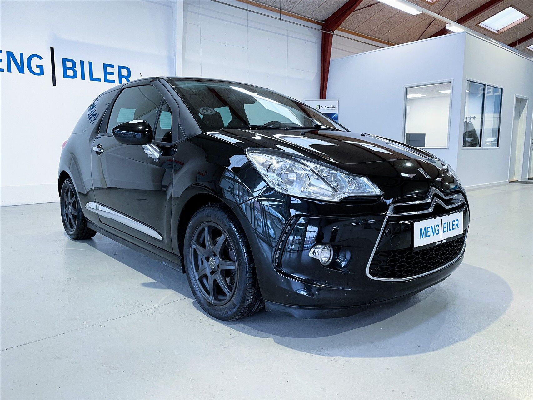 Billede af Citroën DS3 1,6 e-HDi Style 92HK 3d