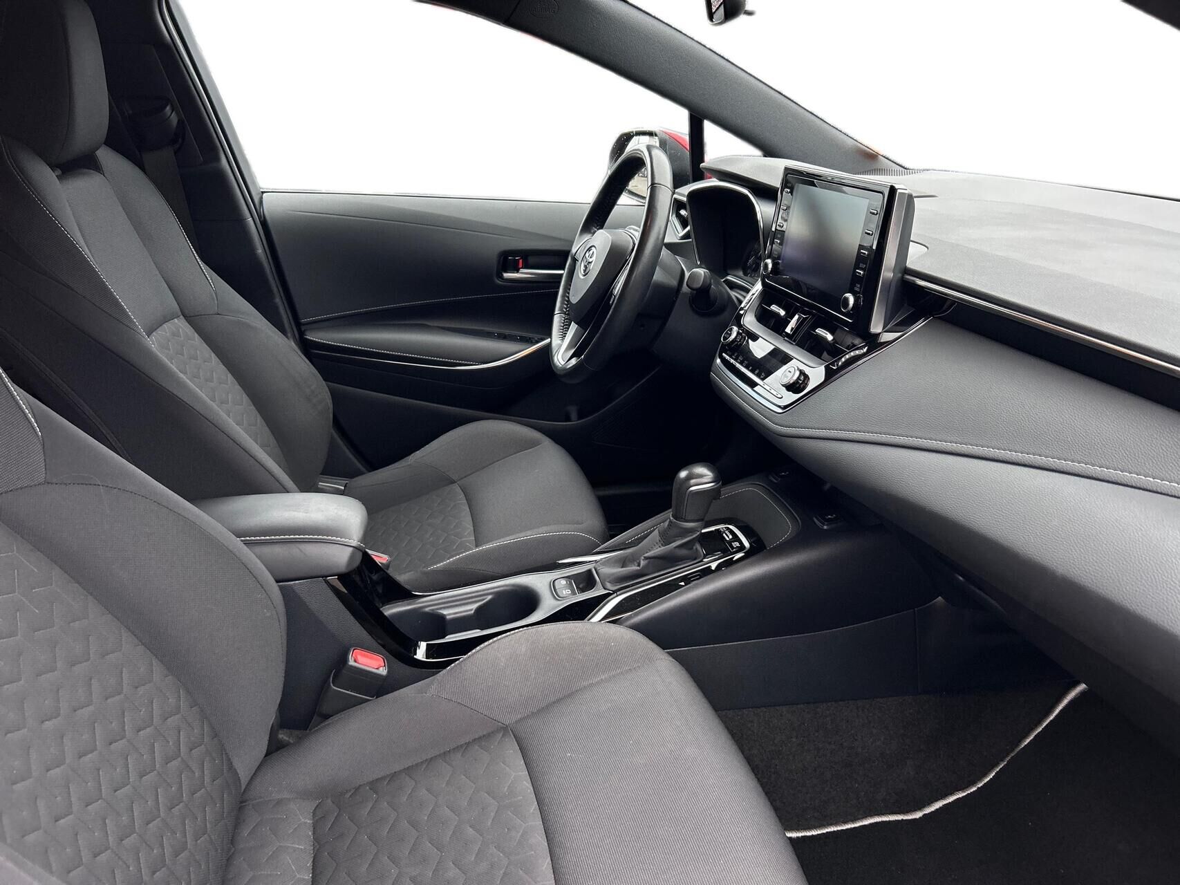 Billede af Toyota Corolla Touring Sports 1,8 Hybrid Active E-CVT 122HK Stc Trinl. Gear