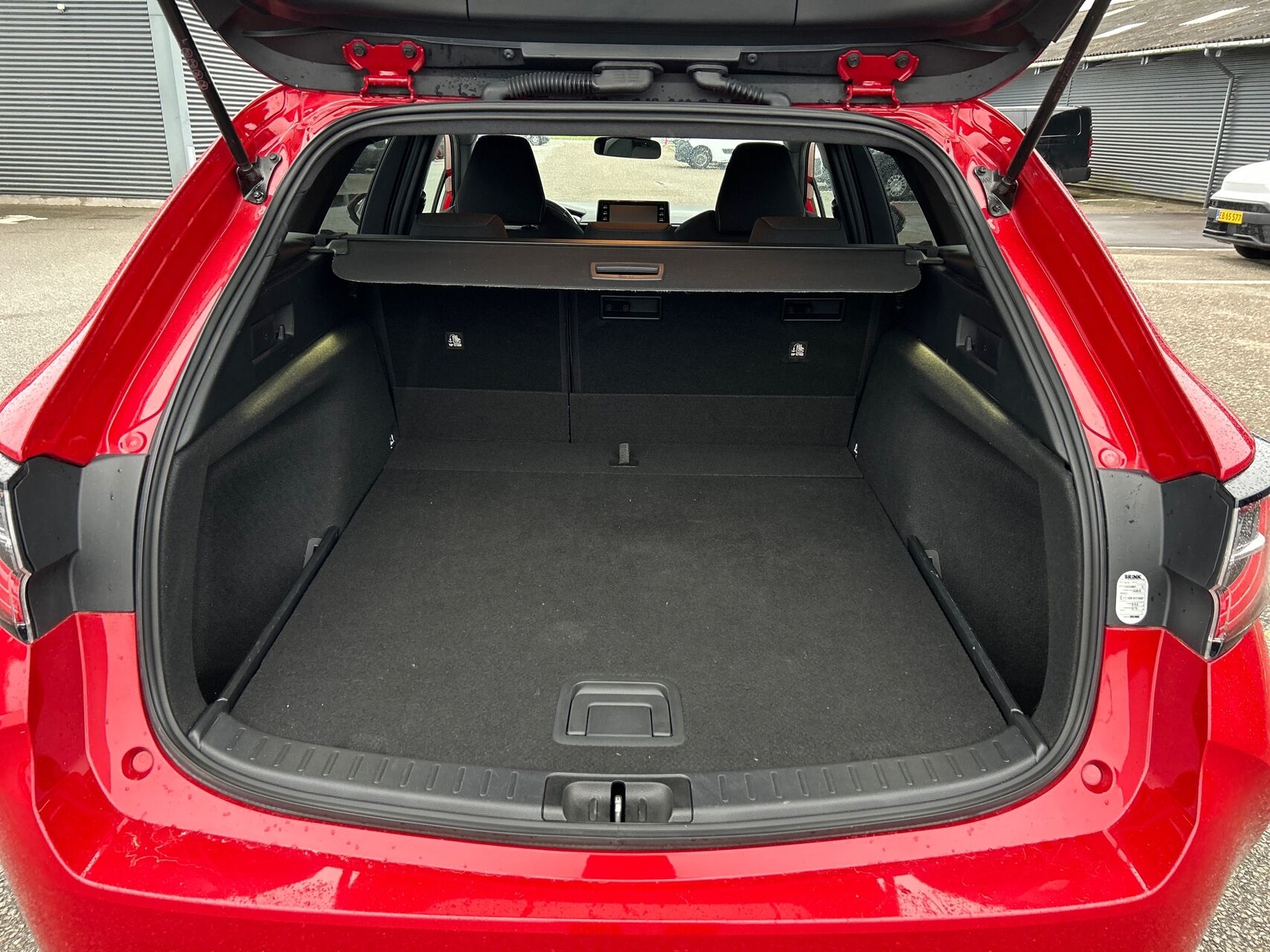 Billede af Toyota Corolla Touring Sports 1,8 Hybrid Active E-CVT 122HK Stc Trinl. Gear