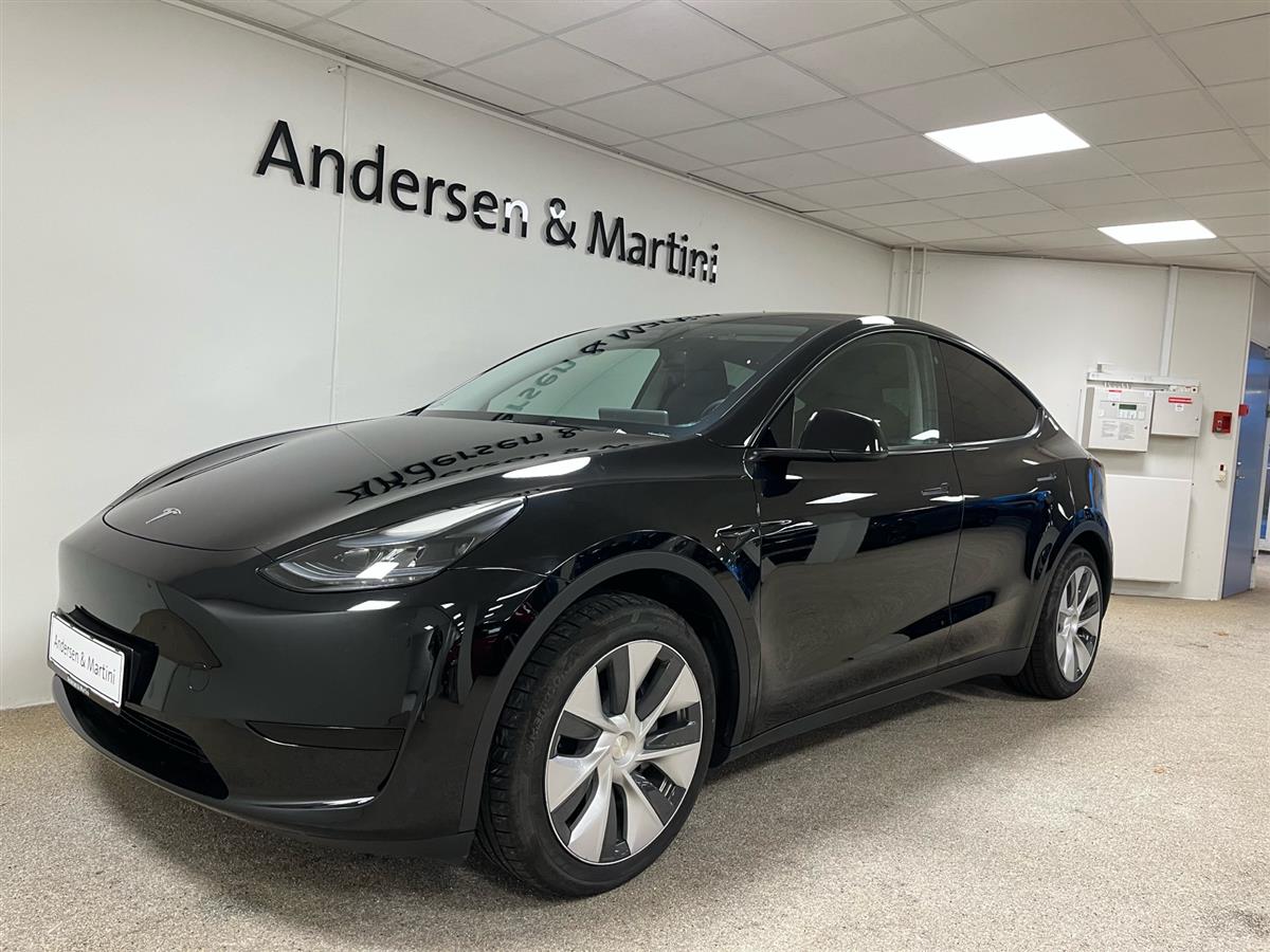 Tesla Model Y EL RWD 299HK 5d Aut. på lager