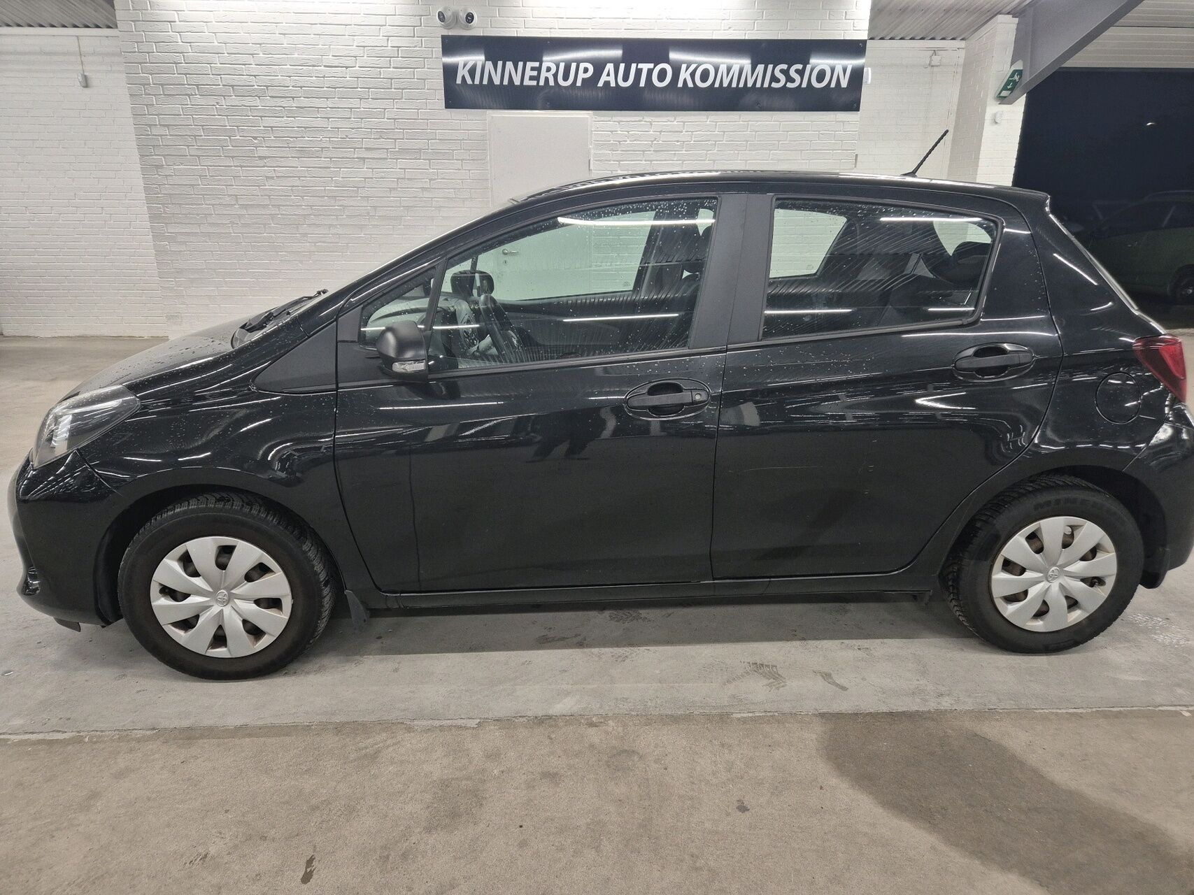 Billede af Toyota Yaris 1,0 VVT-I T1 69HK 5d