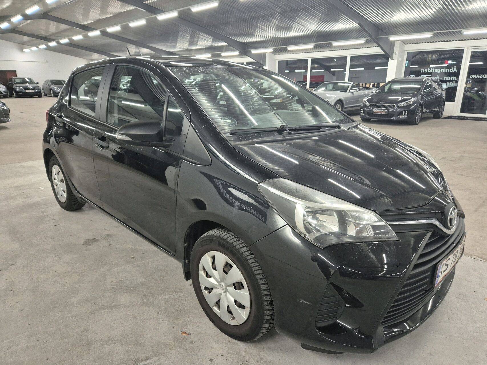 Billede af Toyota Yaris 1,0 VVT-I T1 69HK 5d